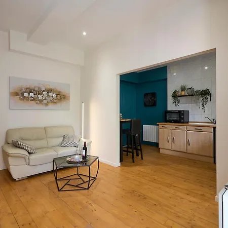 Le Donjon Dionysos - Apartamento