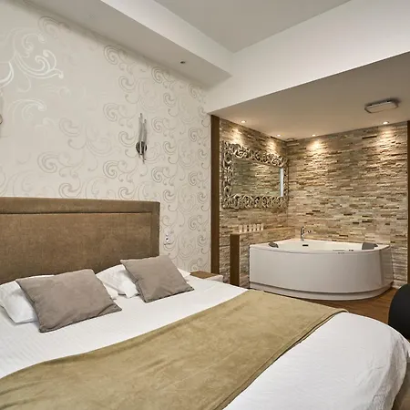 Le Donjon Dionysos - Apartamento *