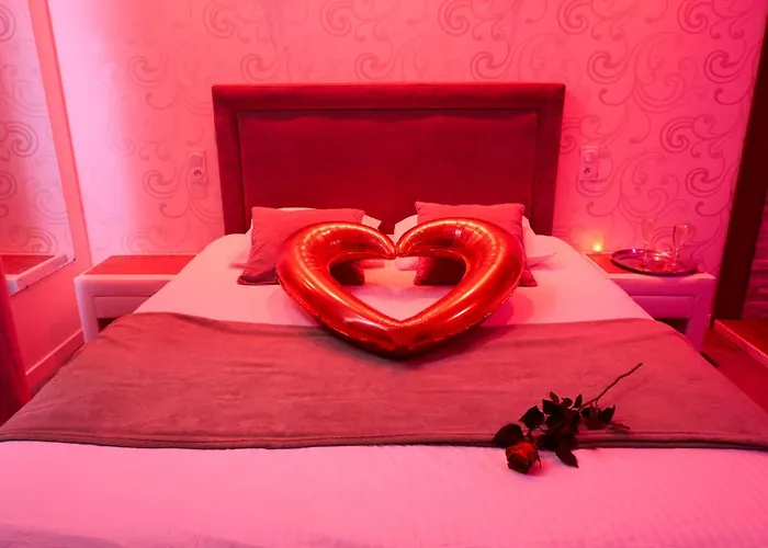 Le Donjon Dionysos - *